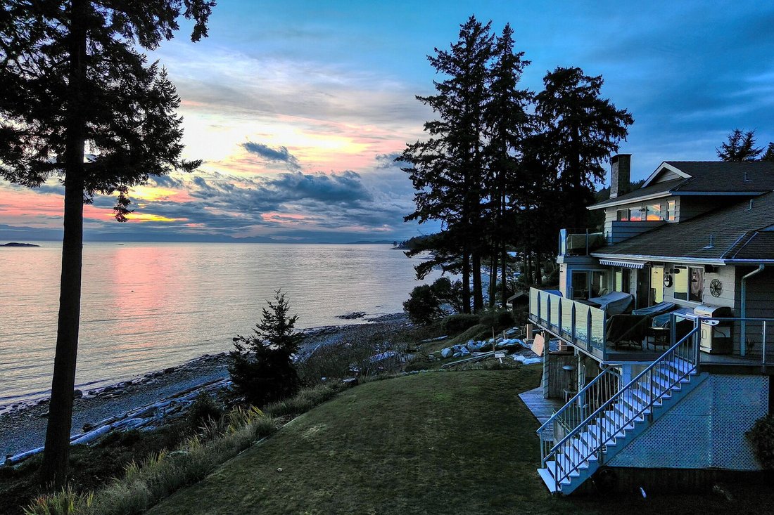 House in Sechelt, British Columbia, Canada 1 - 16462683