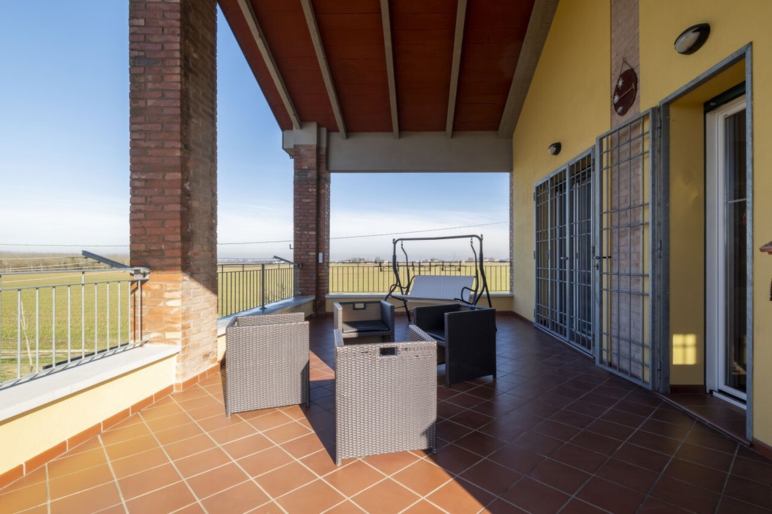 Villa in Budrio, Emilia-Romagna, Italy 5 - 16463893