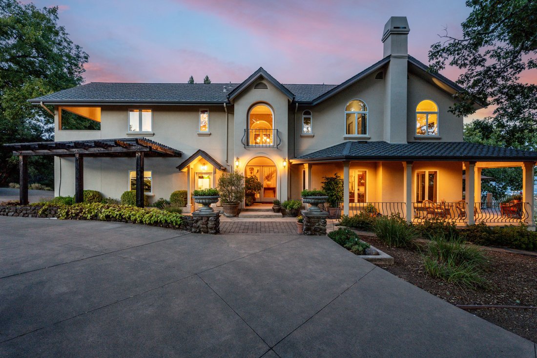 House in Ukiah, California, United States 1 - 16462719