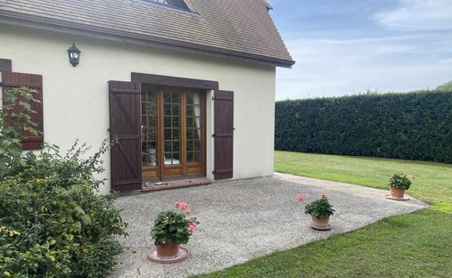 For Sale Dpt Eure (27) Near Pacy Sur Eure Moulin 353 M2 With Swimming Pool On Land Of 5542 M2 On The