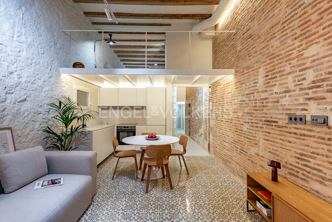 Apartment in Eixample, Barcelona, Spain 1 - 16463621