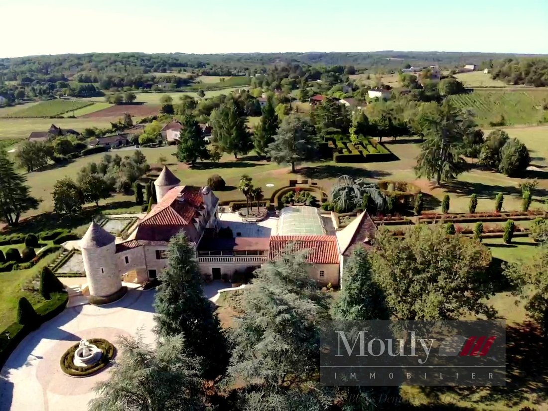 Castle in Luzech, Occitania, France 4 - 16461523
