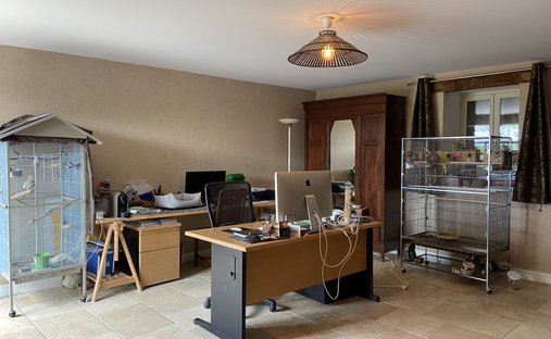 Elegant 18th Century Manor With Towers In The Heart Of Gascony