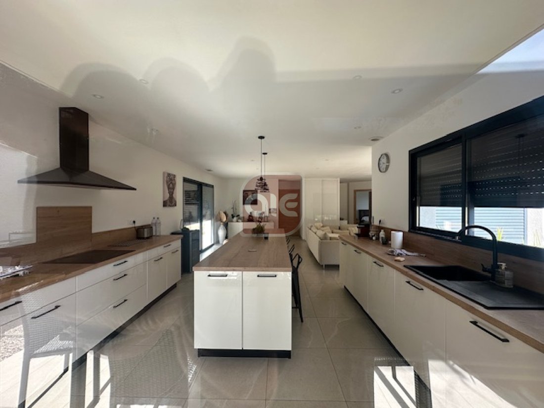 Villa in Montarnaud, Occitania, France 2 - 16461722