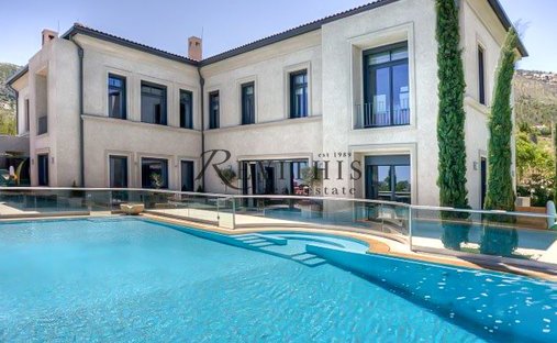 Villa in Dionysos, Attica, Greece 1