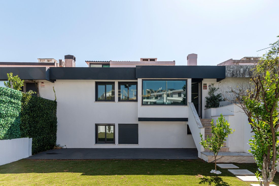 Villa in Alfragide, Lisbon, Portugal 3 - 16463393