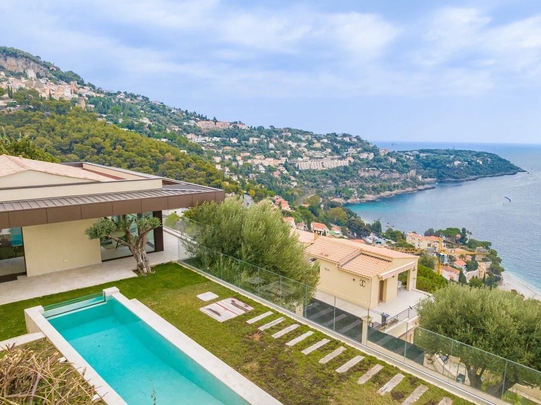 Villa in Cabbe-Saint Roman, Roquebrune-Cap-Martin, France 4 - 16463413