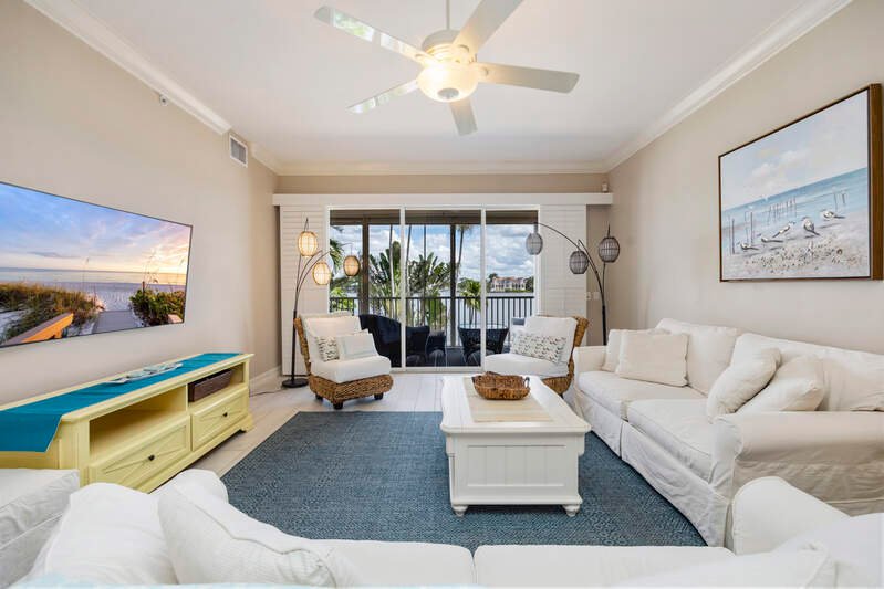 House in Naples, Florida, United States 3 - 16464072