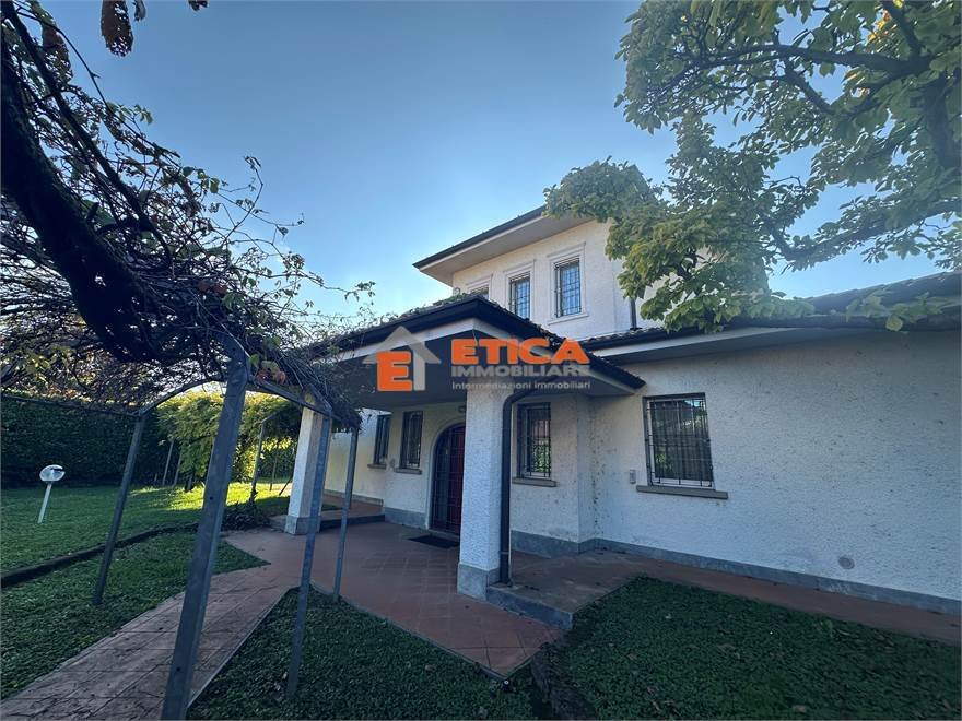 Villa in Rivolta d'Adda, Lombardy, Italy 2 - 16462850