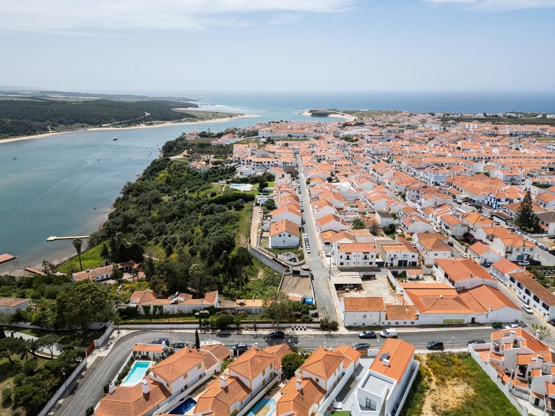 House in Vila Nova de Milfontes, Beja District, Portugal 5 - 16465994