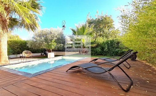 Villa in Arrondissement of Nimes, Occitania, France 1