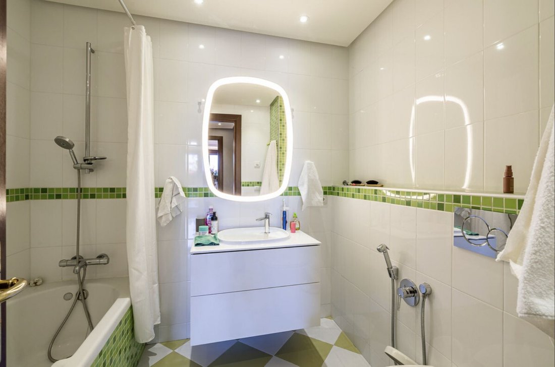 Apartment in Estepona, Andalusia, Spain 4 - 16461272