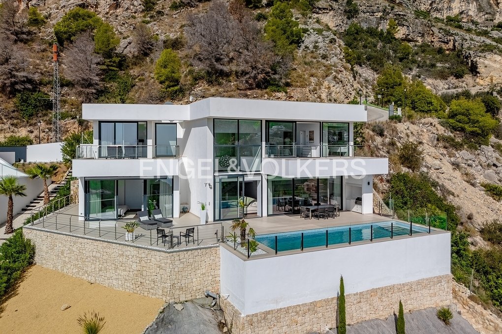Villa in Altea, Valencian Community, Spain 1 - 16460924