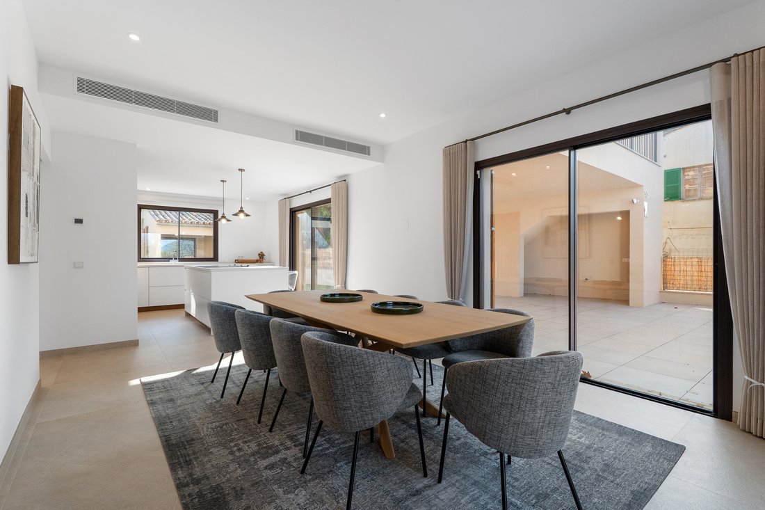 Townhouse in Calvia, Balearic Islands, Spain 4 - 16461109