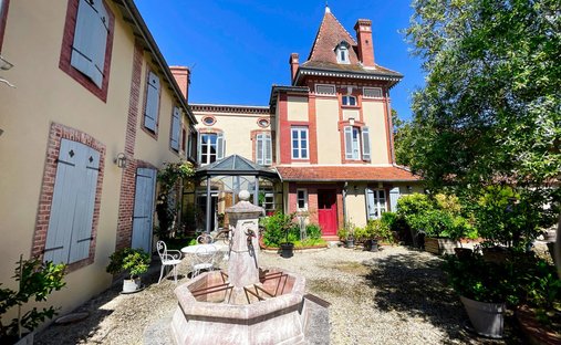 House in Barcelonne-du-Gers, Occitania, France 1