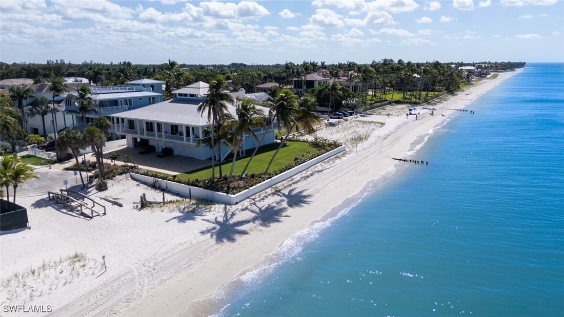 House in Naples, Florida, United States 3 - 16233943