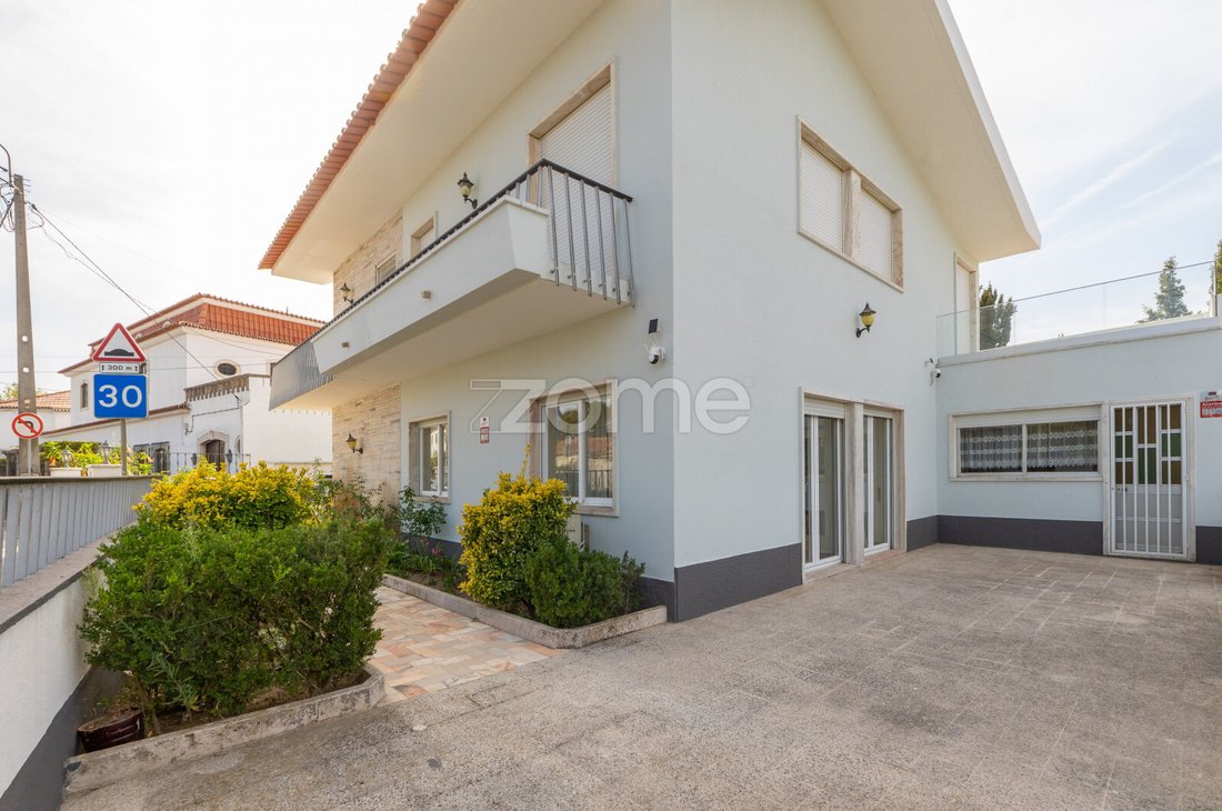 House in Algueirao-Mem Martins, Lisbon, Portugal 1 - 16463708