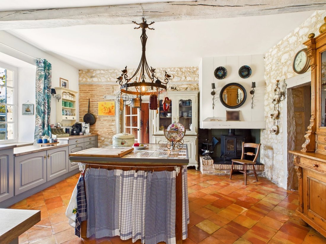 House in Arrondissement of Villeneuve-sur-Lot, Nouvelle-Aquitaine, France 4 - 16463210