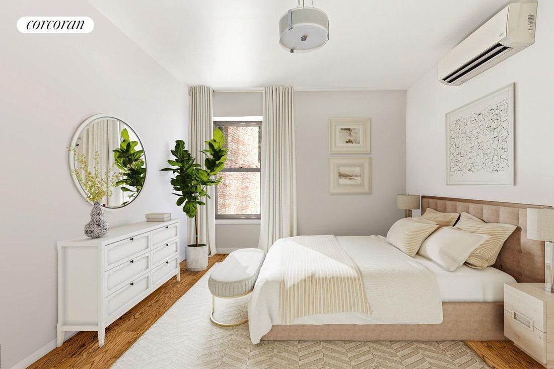 House in New York, New York, United States 5 - 16462638