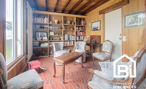 20 Minutes From The Sea : 19th C. Neogothic Style Chateau In Normandy