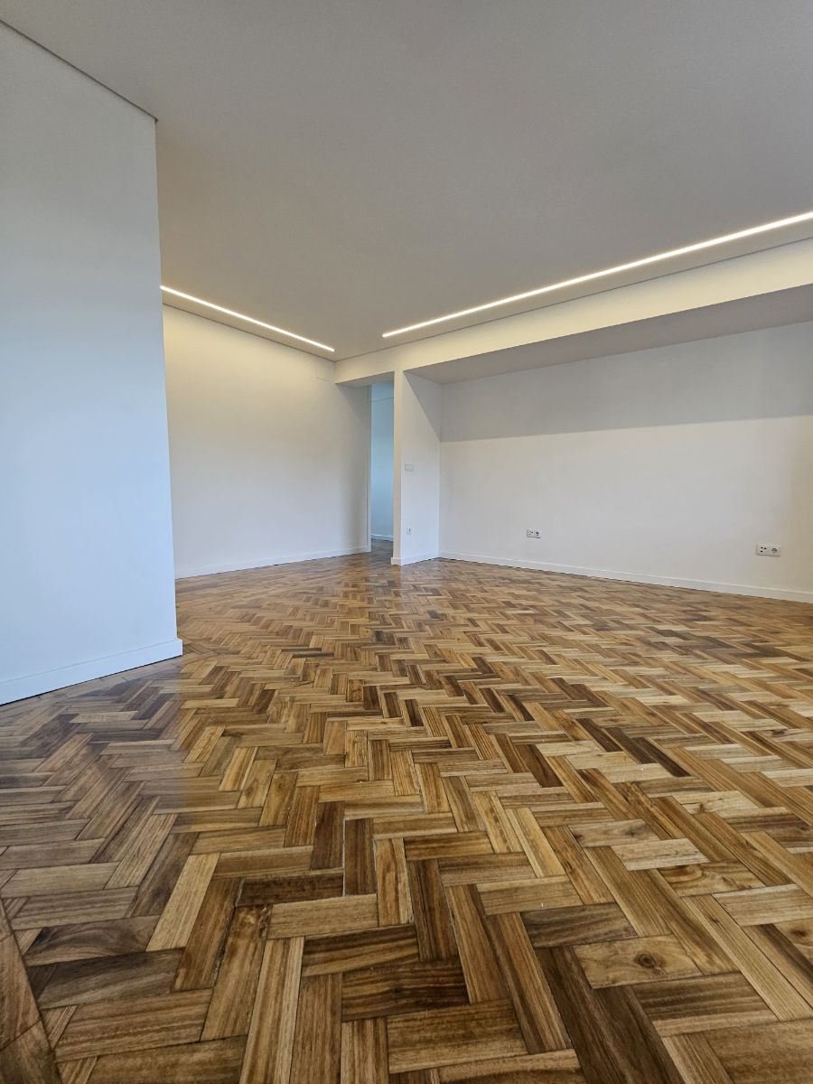Apartment in Cedofeita, Santo Ildefonso, Se, Miragaia, Sao Nicolau e Vitoria, Porto District, Portugal 4 - 16464555