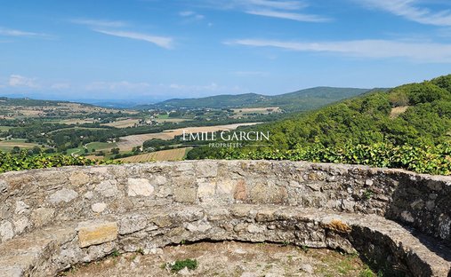 Villa in Sainte-Croix-a-Lauze, Provence-Alpes-Côte d'Azur, France 1