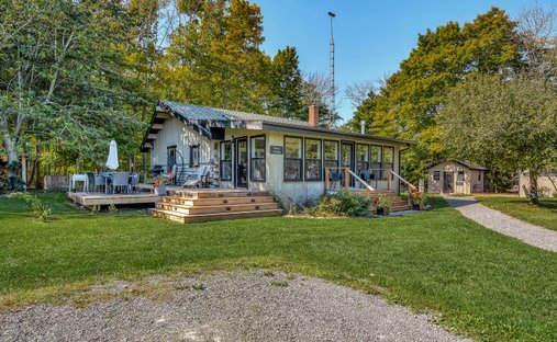 Maison à Comté du Prince-Édouard, Ontario, Canada 1