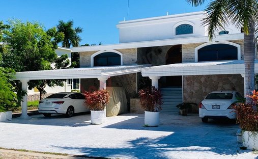 House in Mazatlán, Sinaloa, Mexico 1