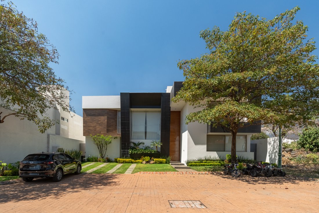 House in Cuernavaca, Morelos, Mexico 1 - 16462377