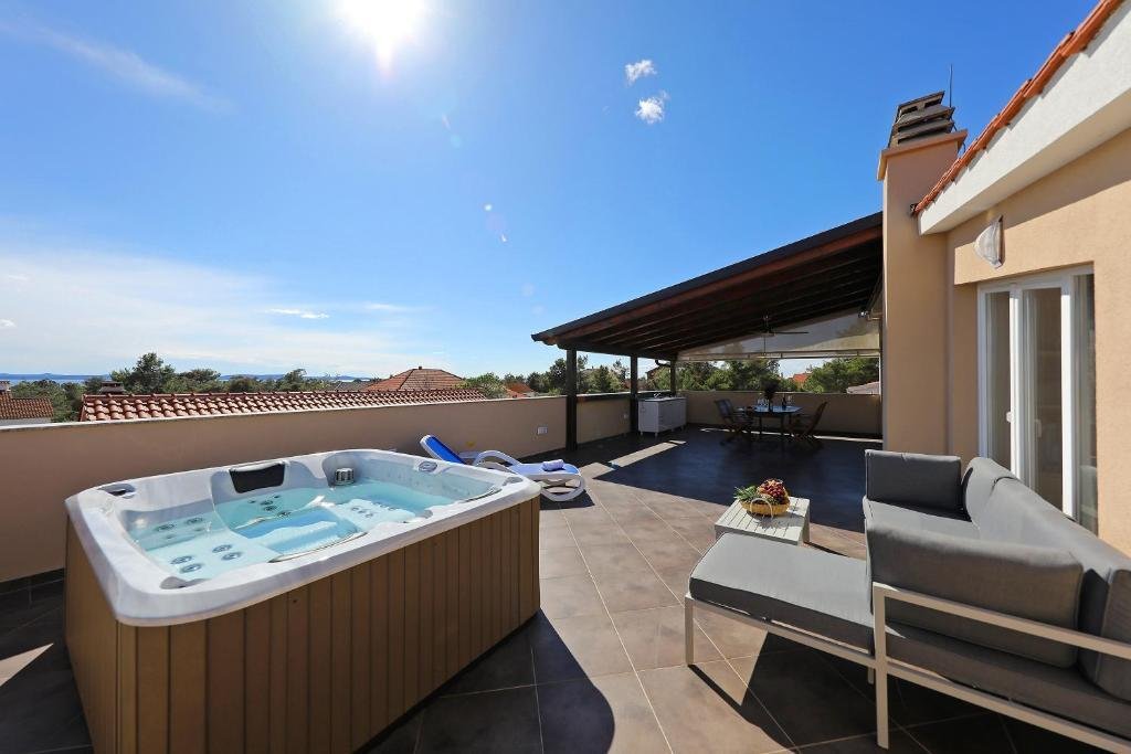 Villa in Privlaka, Zadar County, Croatia 4 - 16464640