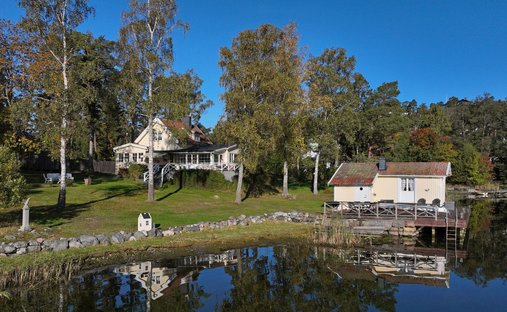House in Saltsjöbaden, Stockholm County, Sweden 1