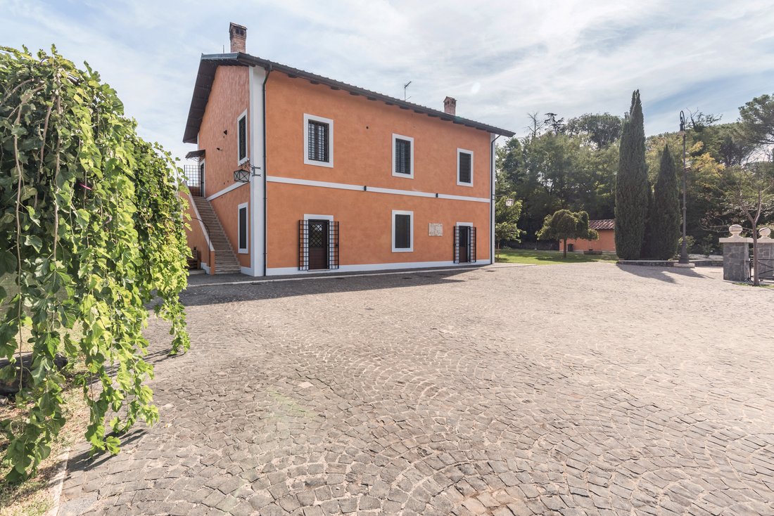 Zagarolo, Lazio, Italy 2 - 16465212