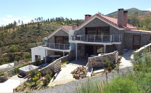 Maisons de campagne à Barco e Coutada, Castelo Branco, Portugal 1