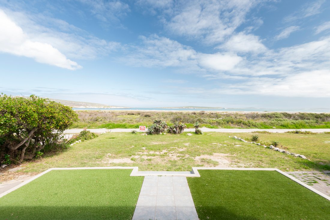 House in Langebaan, Western Cape, South Africa 4 - 16468456