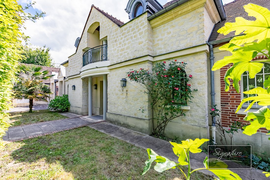 House in Nogent-Cassan, L'Isle-Adam, France 1 - 16467854