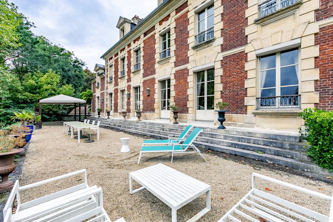 Estate in Gouvieux, Hauts-de-France, France 5 - 16467784