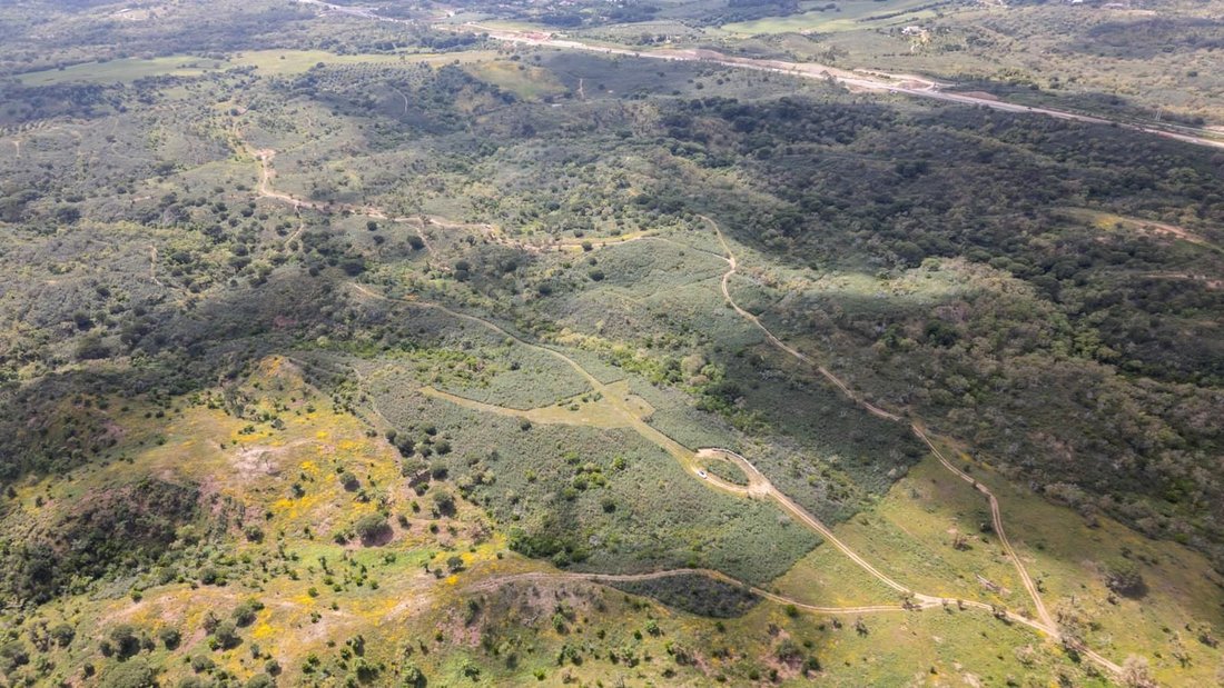 Land in Santiago do Cacem, Santa Cruz e Sao Bartolomeu da Serra, Setubal, Portugal 4 - 16468771