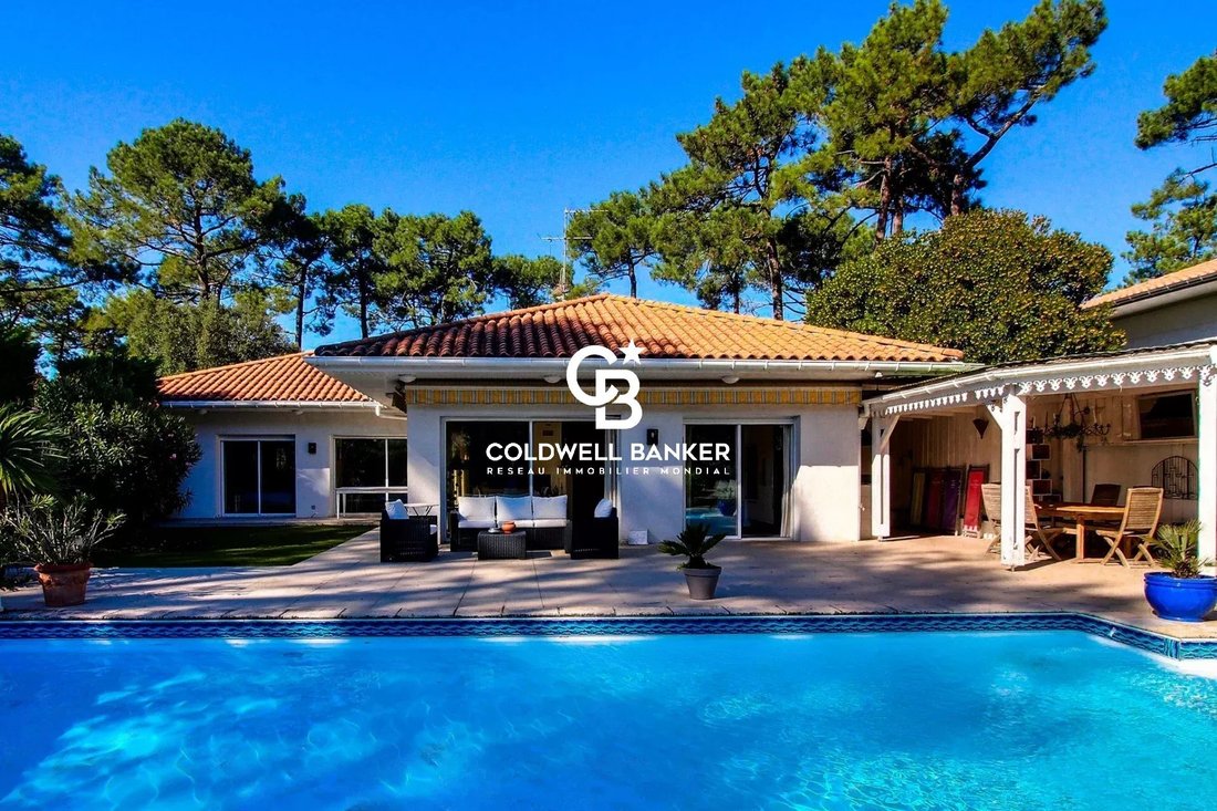 House in Le Moulleau-Les Abatilles, Arcachon, France 1 - 16469475