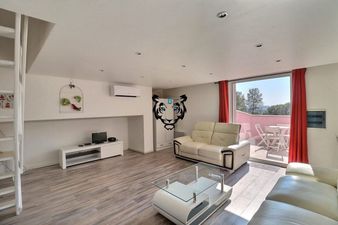 House in Ecarts, Roquebrune-sur-Argens, France 2 - 15405119