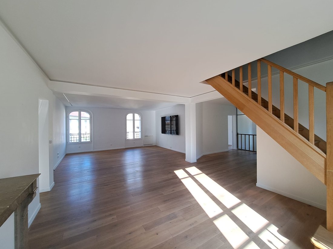 Apartment in Senlis, Hauts-de-France, France 4 - 16467913