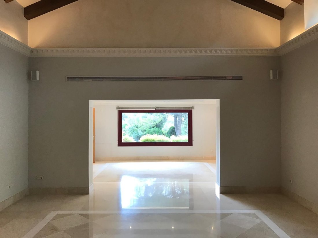 Villa in Sierra Blanca, Marbella, Spain 5 - 16469703