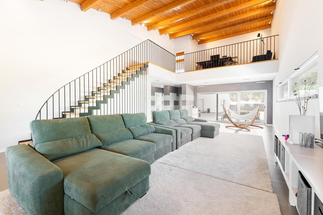 Villa in São João das Lampas, Lisbon, Portugal 1 - 16468711