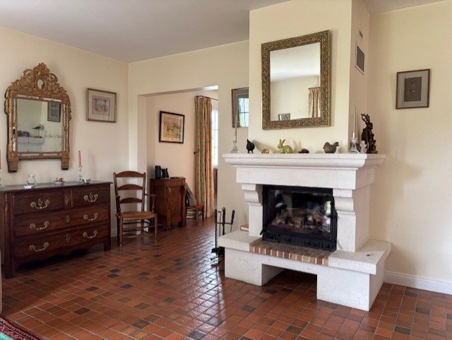 House in Villers-Saint-Frambourg, Villers-Saint-Frambourg-Ognon, France 3 - 16467597