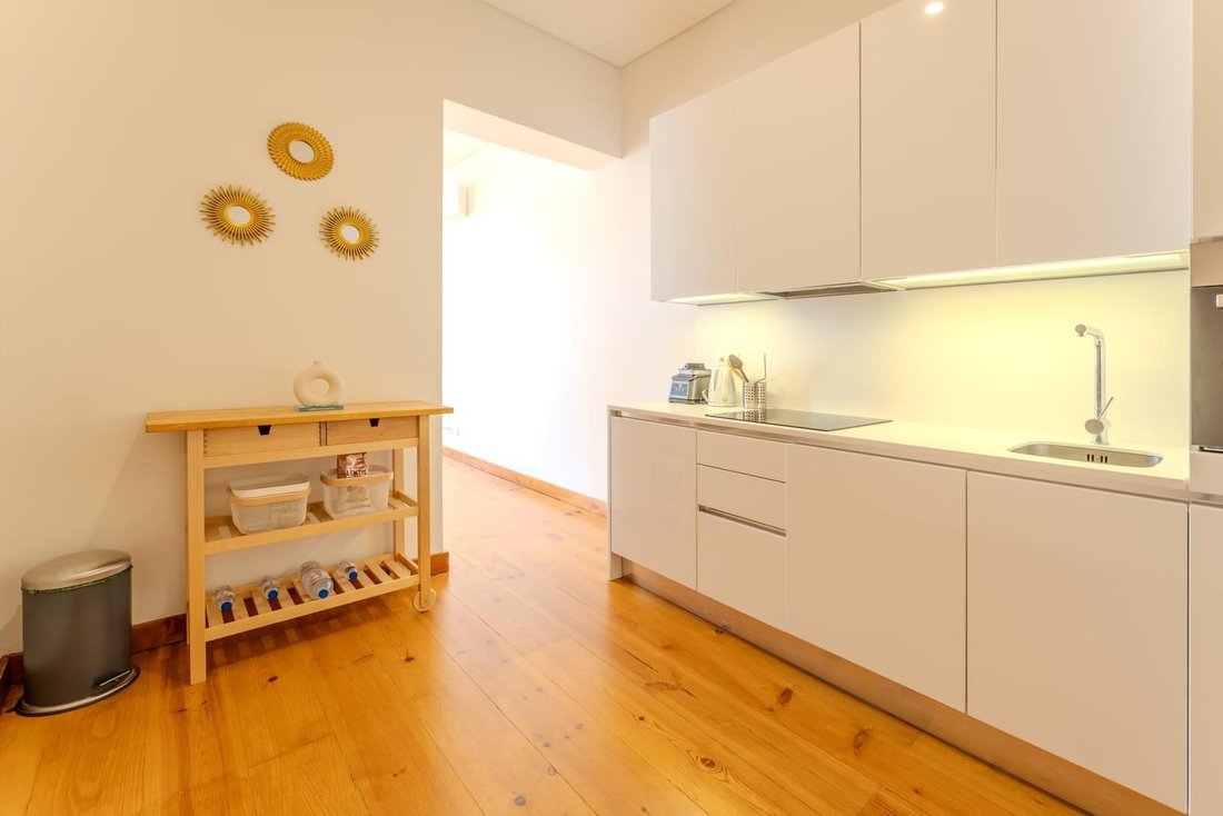 Apartment in Misericordia, Lisbon, Portugal 3 - 16469042