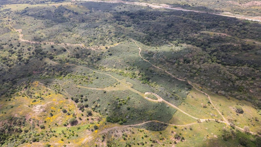 Land in Santiago do Cacem, Santa Cruz e Sao Bartolomeu da Serra, Setubal, Portugal 3 - 16468771