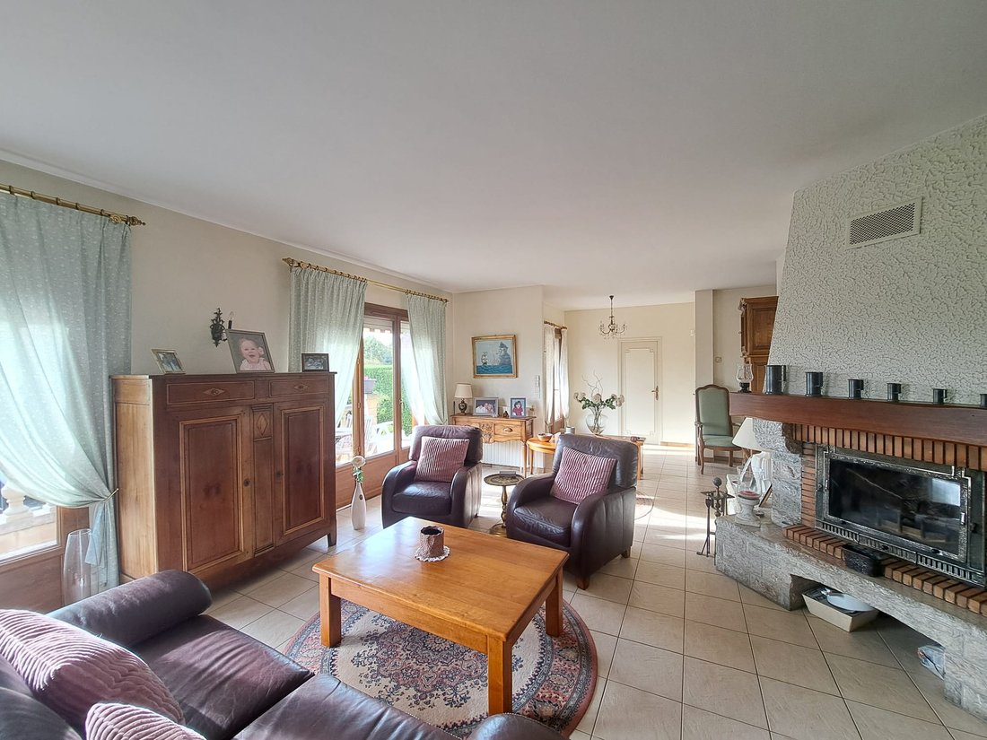 House in Senlis, Hauts-de-France, France 4 - 16467375