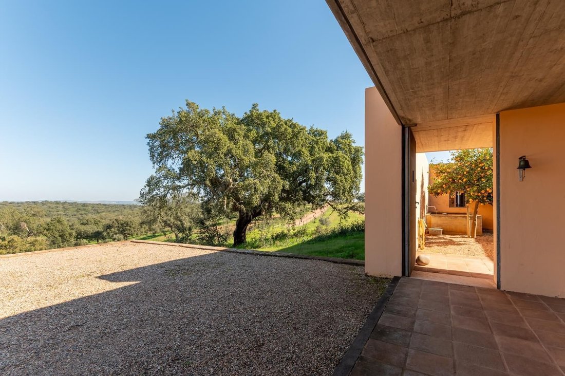 Villa in Quintos, Beja District, Portugal 3 - 16468667