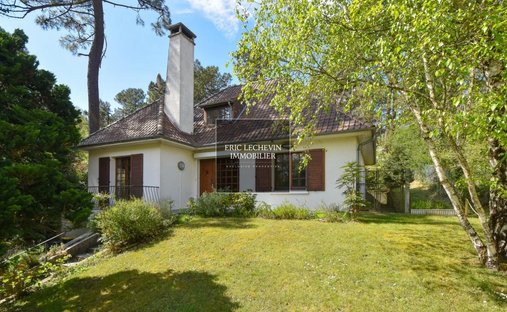 Villa in Zone Industrielle-Forêt, Le Touquet-Paris-Plage, France 1