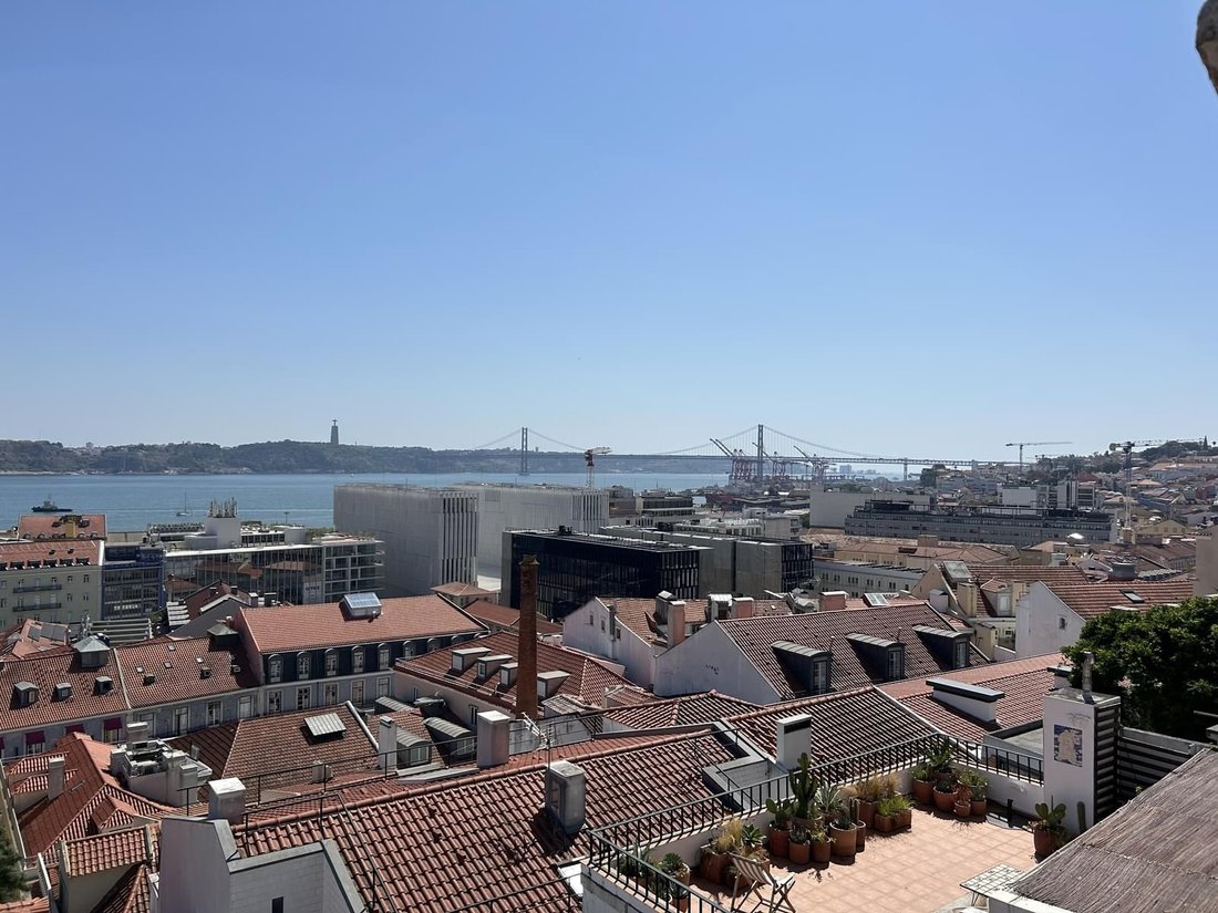 Apartment in Misericordia, Lisbon, Portugal 3 - 16468782