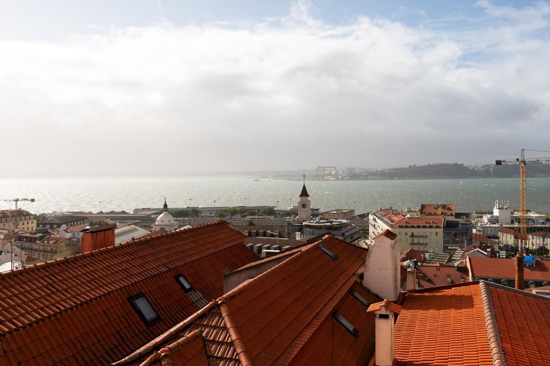 Apartment in Misericordia, Lisbon, Portugal 4 - 16467909